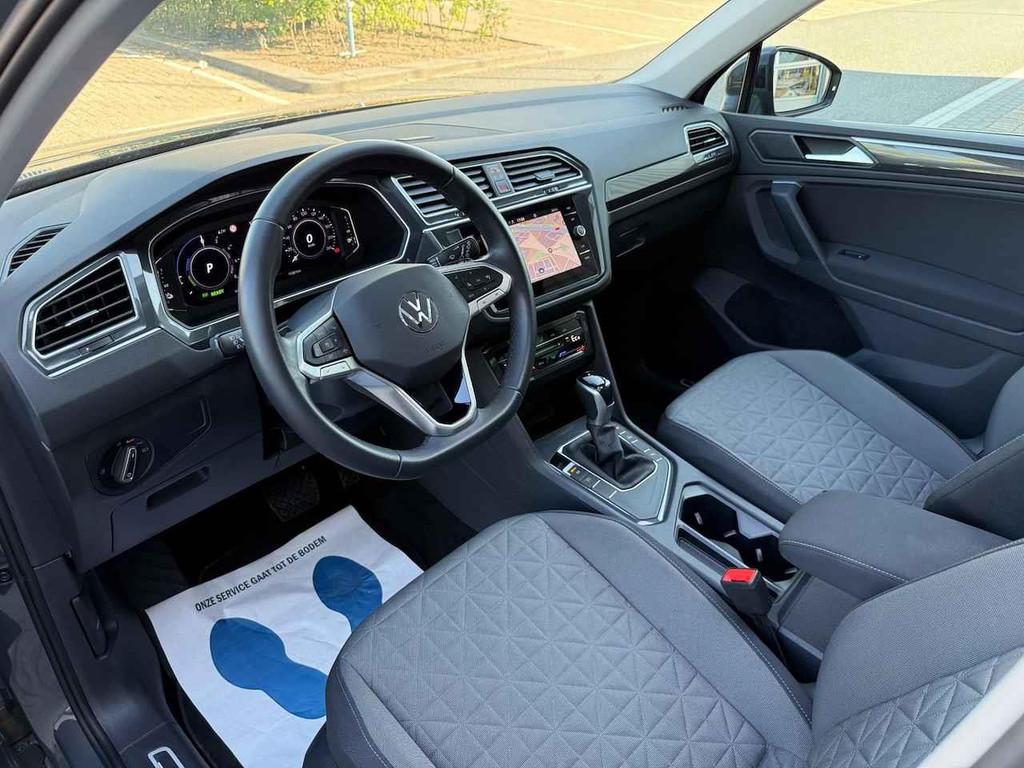 Volkswagen TIGUAN 1.4 TSI eHybrid ACC/PDC V&A/LMV/NAVI/PANO, Auto's, 4 cilinders, Hybride Elektrisch/Benzine, SUV of Terreinwagen