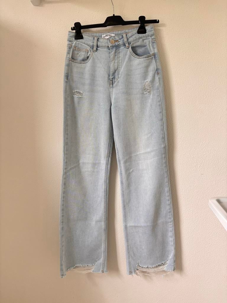 Redial lichtblauwe jeans maat 36, Ophalen of Verzenden, Gedragen, Blauw, W28 - W29 (confectie 36)