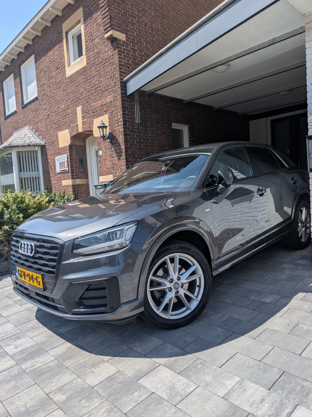 Audi Q2 35 Tfsi 150pk S Tronic 2019 Grijs, Auto's, Audi, 1498 cc, 4 cilinders, 1500 kg, 5 stoelen
