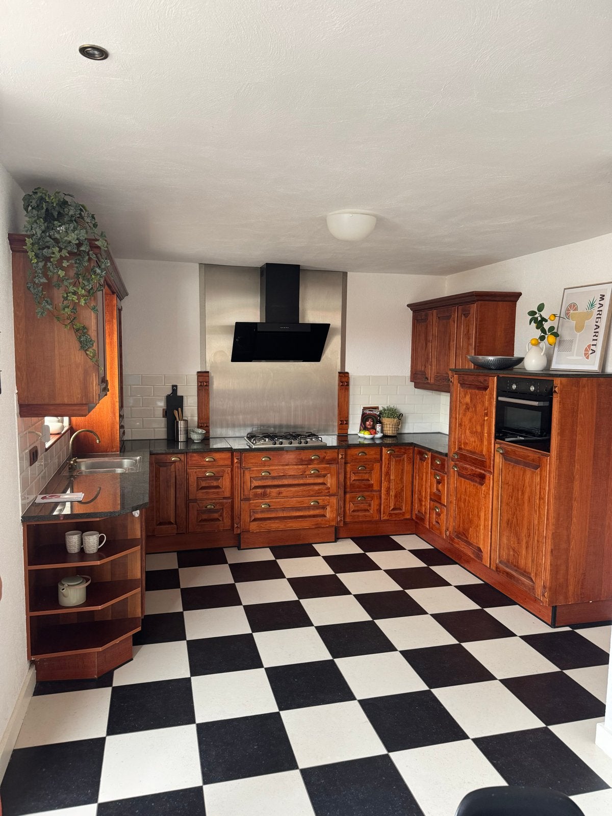 Complete U-keuken met apparatuur, Huis en Inrichting, Keuken | Complete keukens, Ophalen, Gebruikt, Bruin, Hoekkeuken