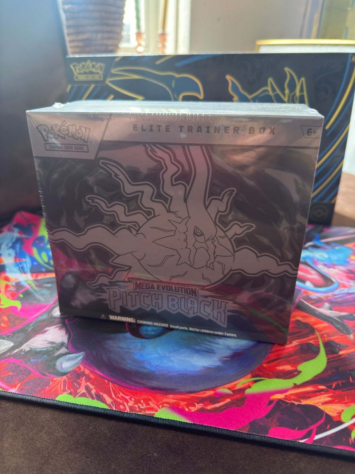 Pokémon TCG Mega Evolution Pitch Black Elite Trainer Box, Hobby en Vrije tijd, Verzamelkaartspellen | Pokémon, Nieuw, Overige typen