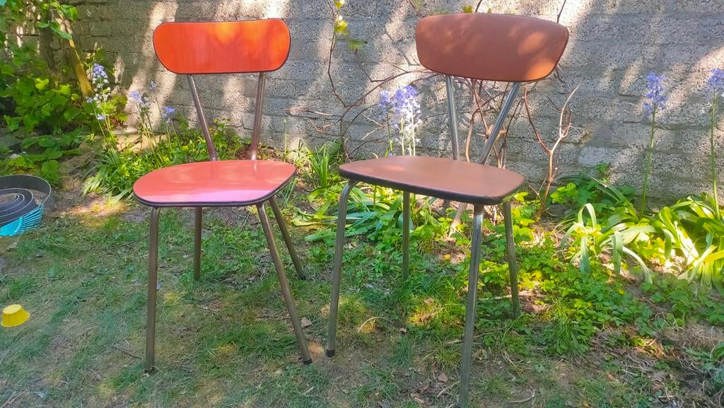 2x retro stoel gratis (gebruikt), Huis en Inrichting, Stoelen, Ophalen, Gebruikt, Twee