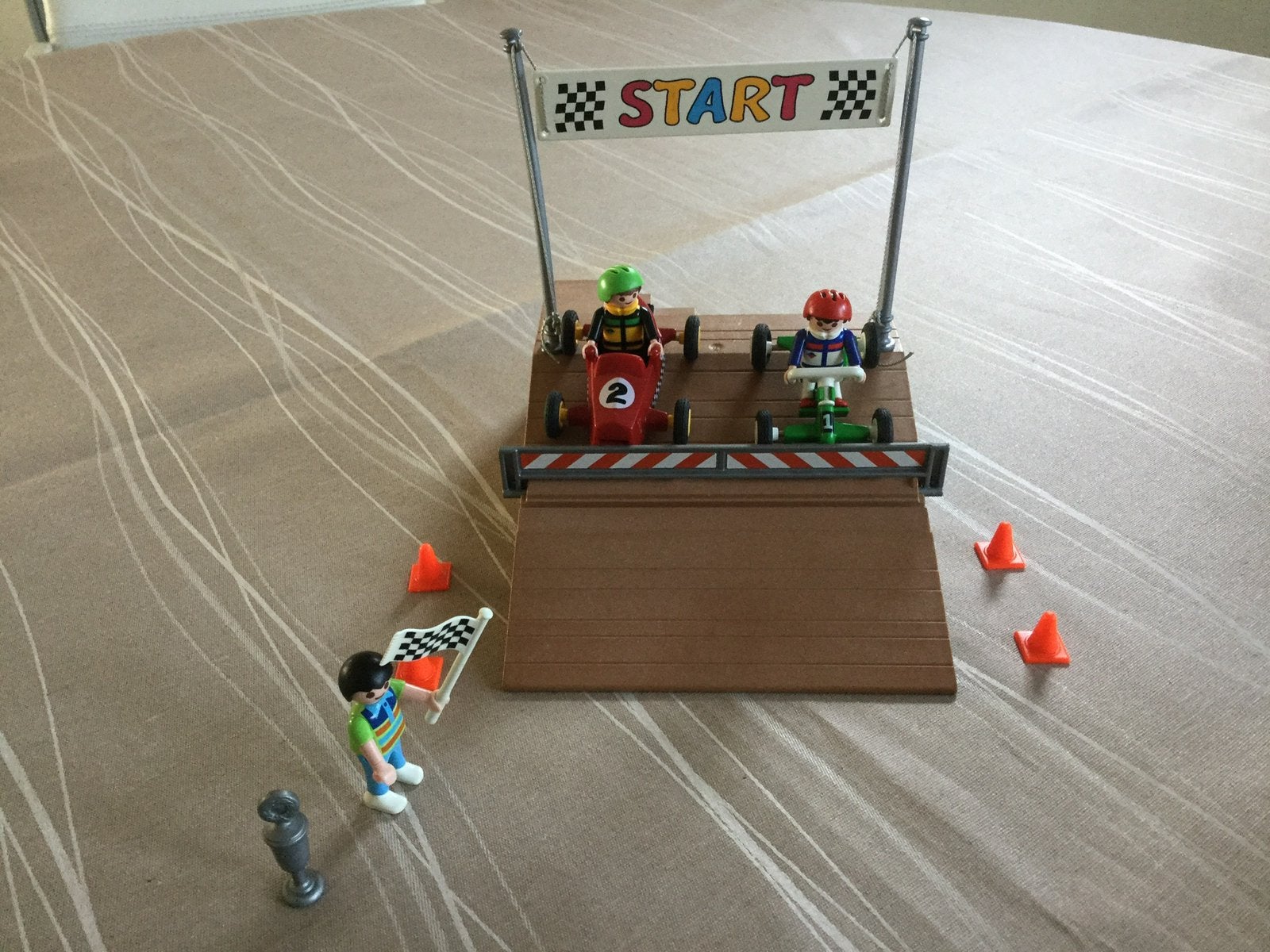 Playmobil compactset  go-kart race 4141, Ophalen of Verzenden, Zo goed als nieuw