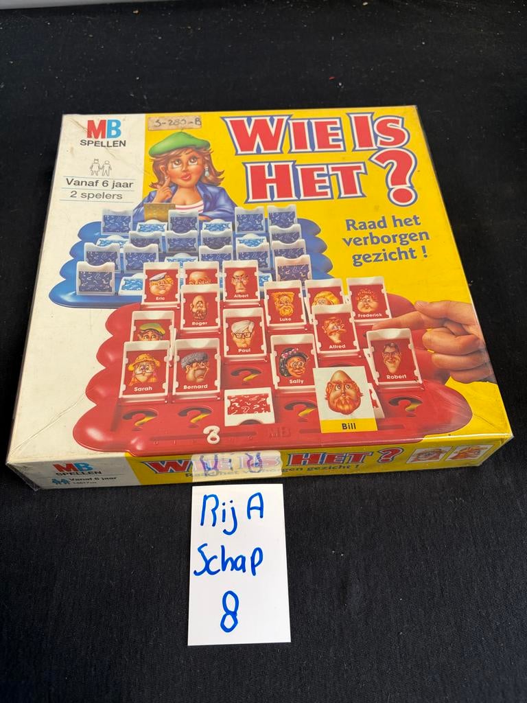 Wie Is Het? bordspel van MB Spellen, Hobby en Vrije tijd, Gezelschapsspellen | Bordspellen, Gebruikt, Een of twee spelers, Is