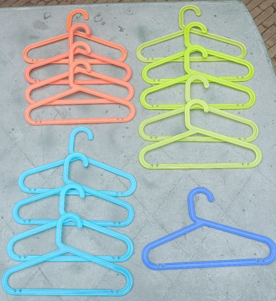 Vintage 1982 IKEA kledinghangers design Anna Efverlund bagis, Ophalen of Verzenden, Zo goed als nieuw, Kunststof, Kinderen en Volwassenen