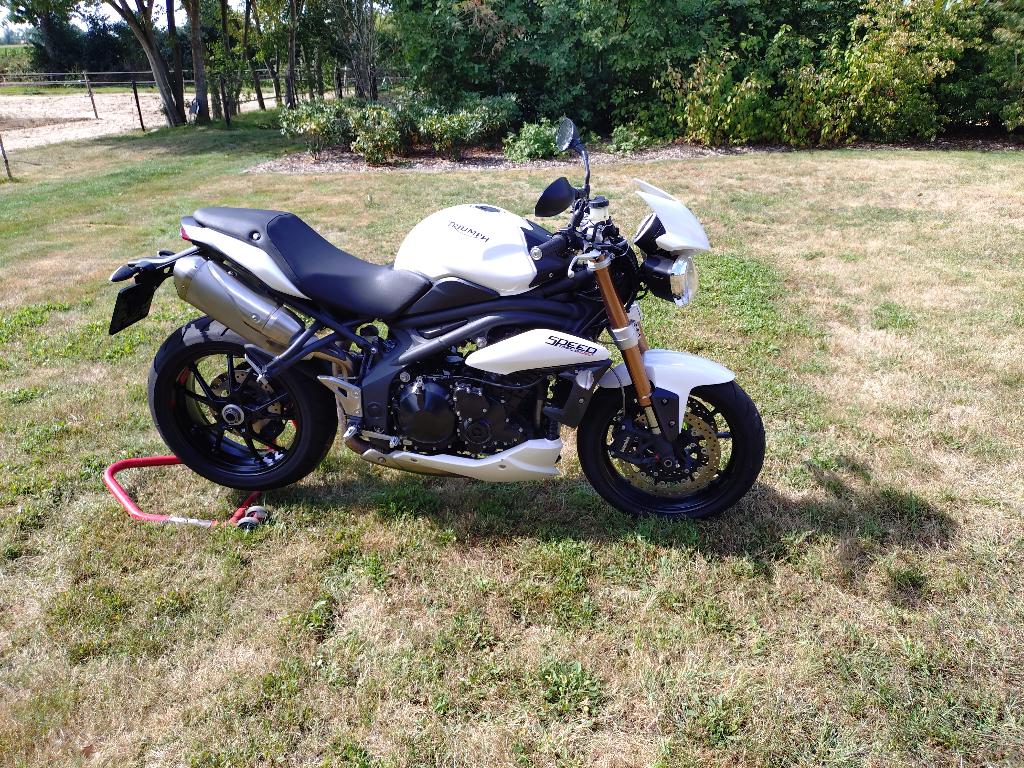 Triumph Speed Triple 1050, Motoren, Motoren | Triumph, Motorrijbewijs A, Gebruikt, 3 cilinders, Particulier