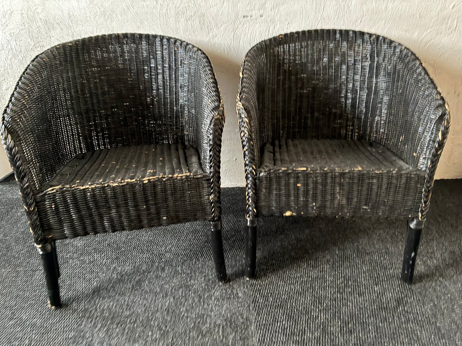 2 zwarte rieten Loyd Loom stoelen, Huis en Inrichting, Ophalen, Gebruikt, Loyd Loom, Zwart