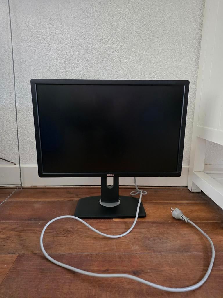 Dell 24-inch UltraSharp IPS-monitor ( U2412M), Computers en Software, Monitoren, Ophalen, IPS, Full HD, In hoogte verstelbaar