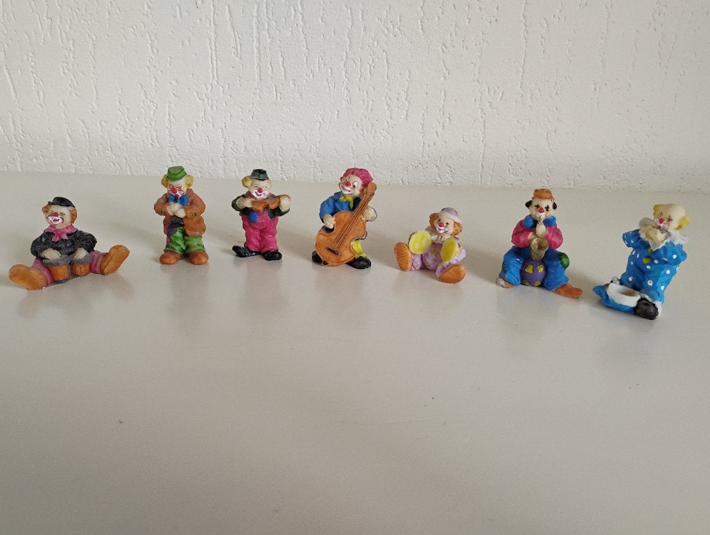 Set van 7 clowns met muziekinstrument orkest, Ophalen of Verzenden, Zo goed als nieuw, Mens