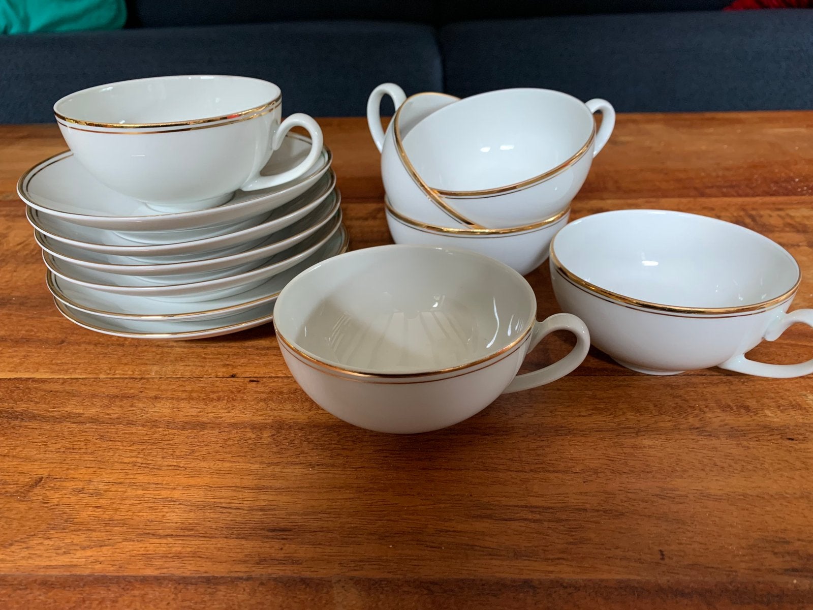6 porseleinen theekoppen, van Nelle., Antiek en Kunst, Antiek | Servies compleet, Ophalen of Verzenden