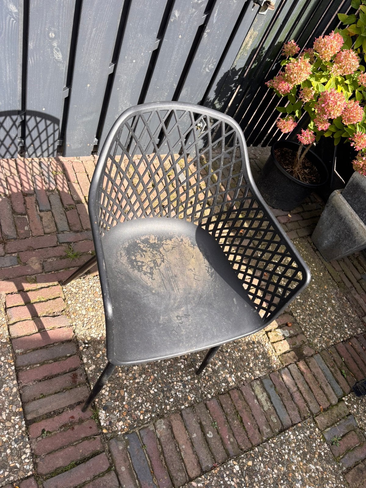 Tuinstoel - gratis, Tuin en Terras, Tuinstoelen, Ophalen, Zo goed als nieuw, Kunststof