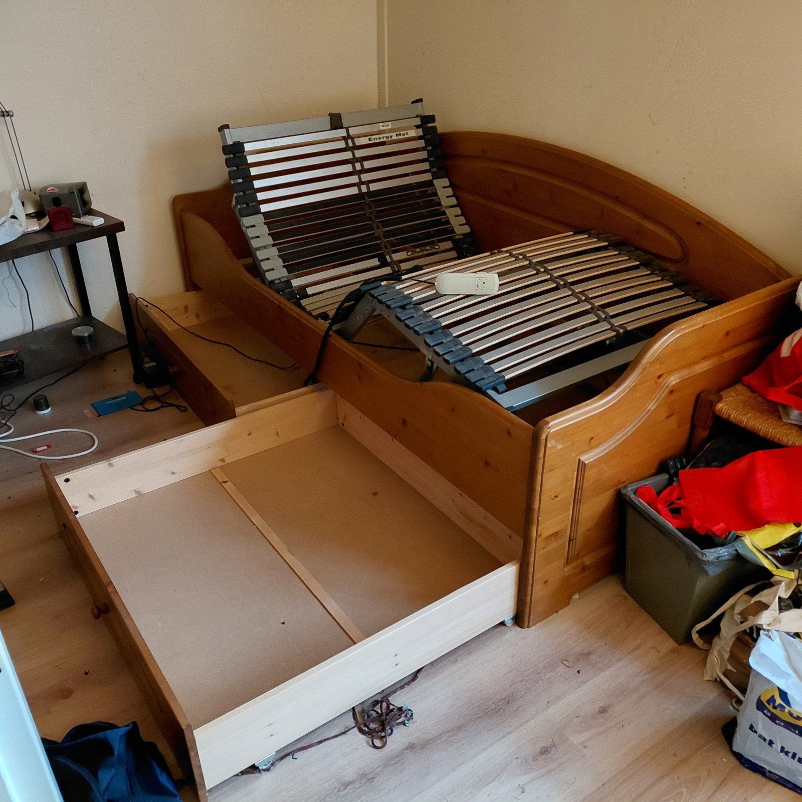 Elektrisch verstelbare lattenbodem 90x200 cm, Huis en Inrichting, Slaapkamer | Matrassen en Bedbodems, Ophalen, 90 cm, Eenpersoons