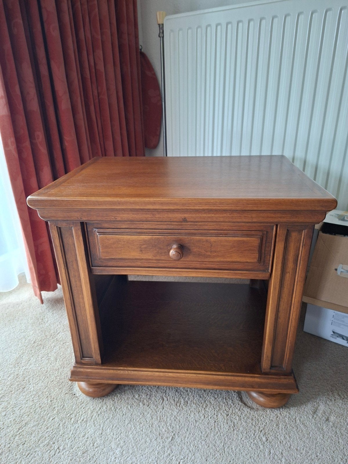 Castle furniture eiken kastje, Ophalen, Zo goed als nieuw, Eiken