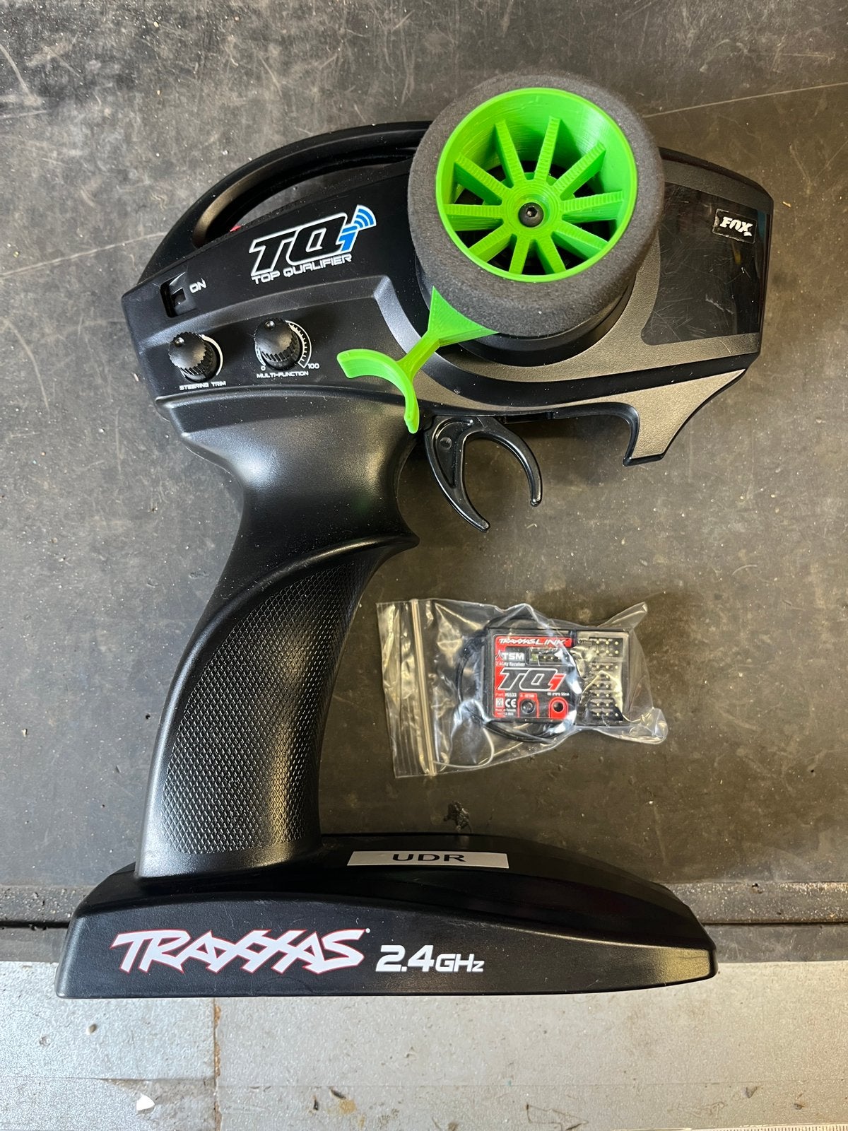 Traxxas TQI 2.4ghz zender en TSM ontvanger, Ophalen of Verzenden, Zo goed als nieuw, Overige schalen, Onderdeel
