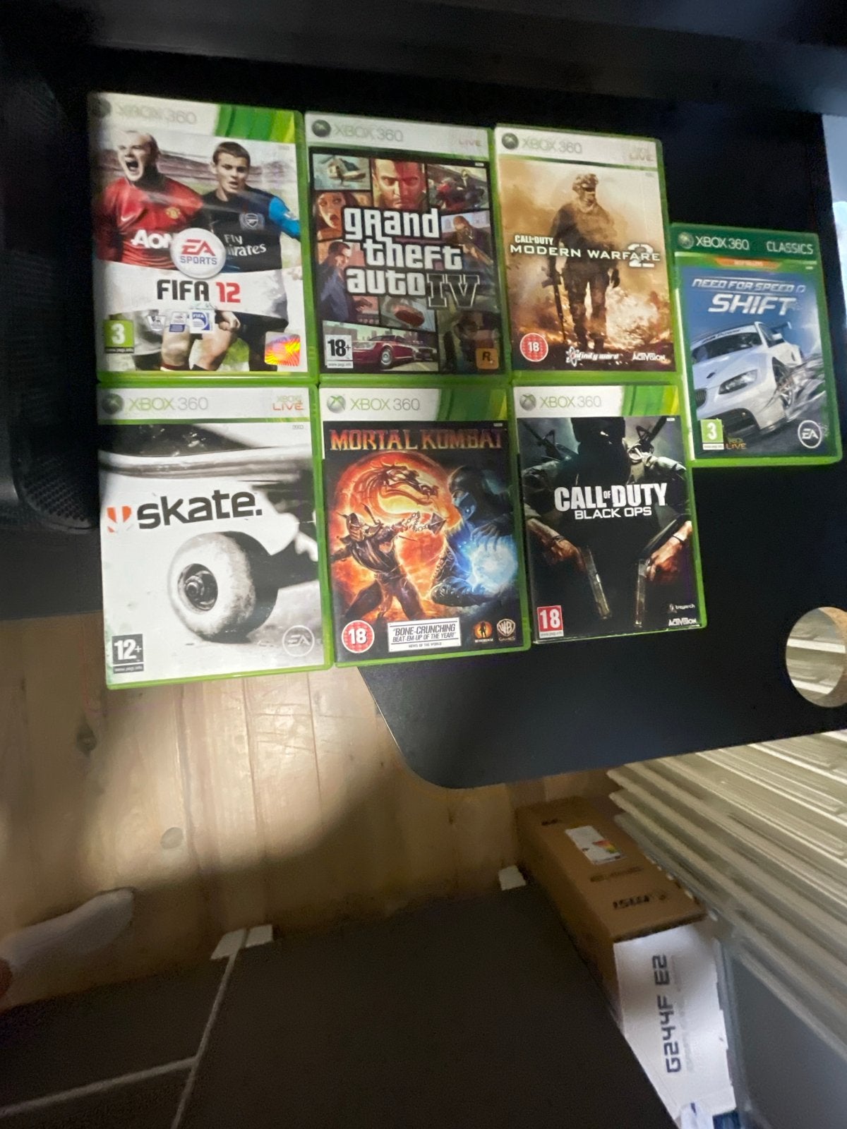 Xbox 360 met 6 spellen en meer spelen er op en controller, Gebruikt, Vanaf 18 jaar, Eén computer, Ophalen of Verzenden