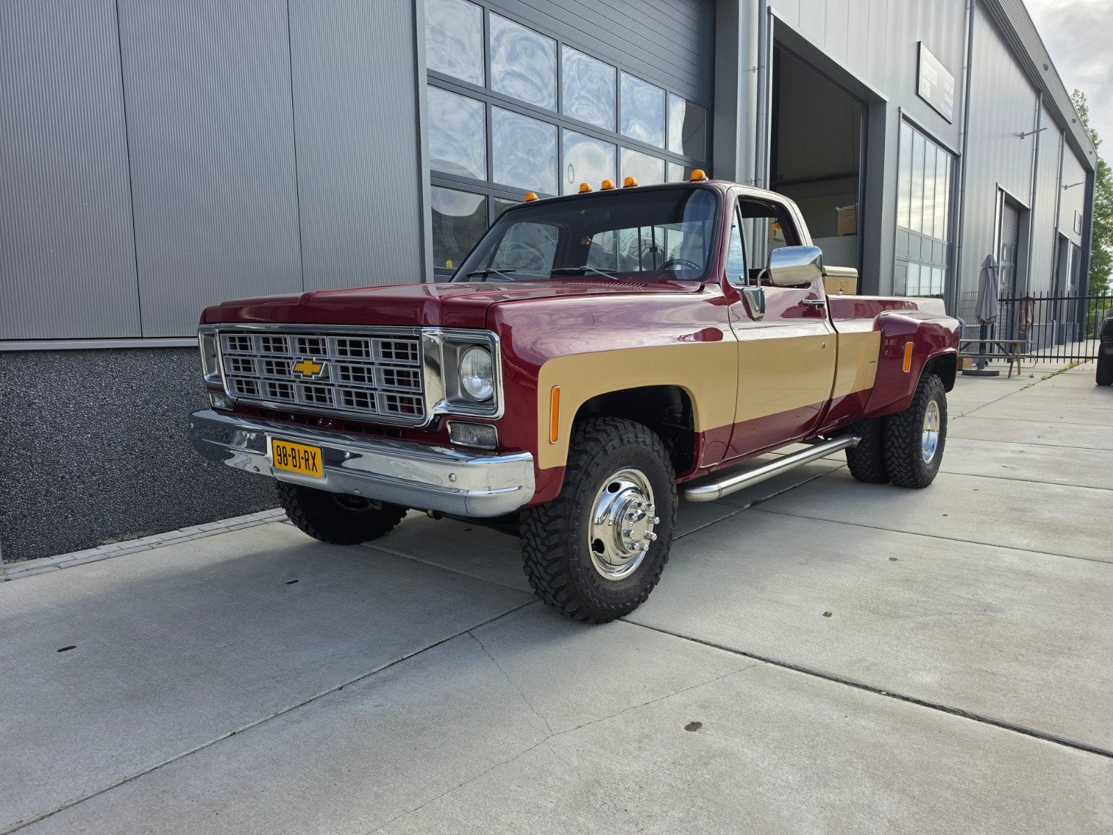 Uniek chevrolet c30 dually cummings 5.9, foto 2