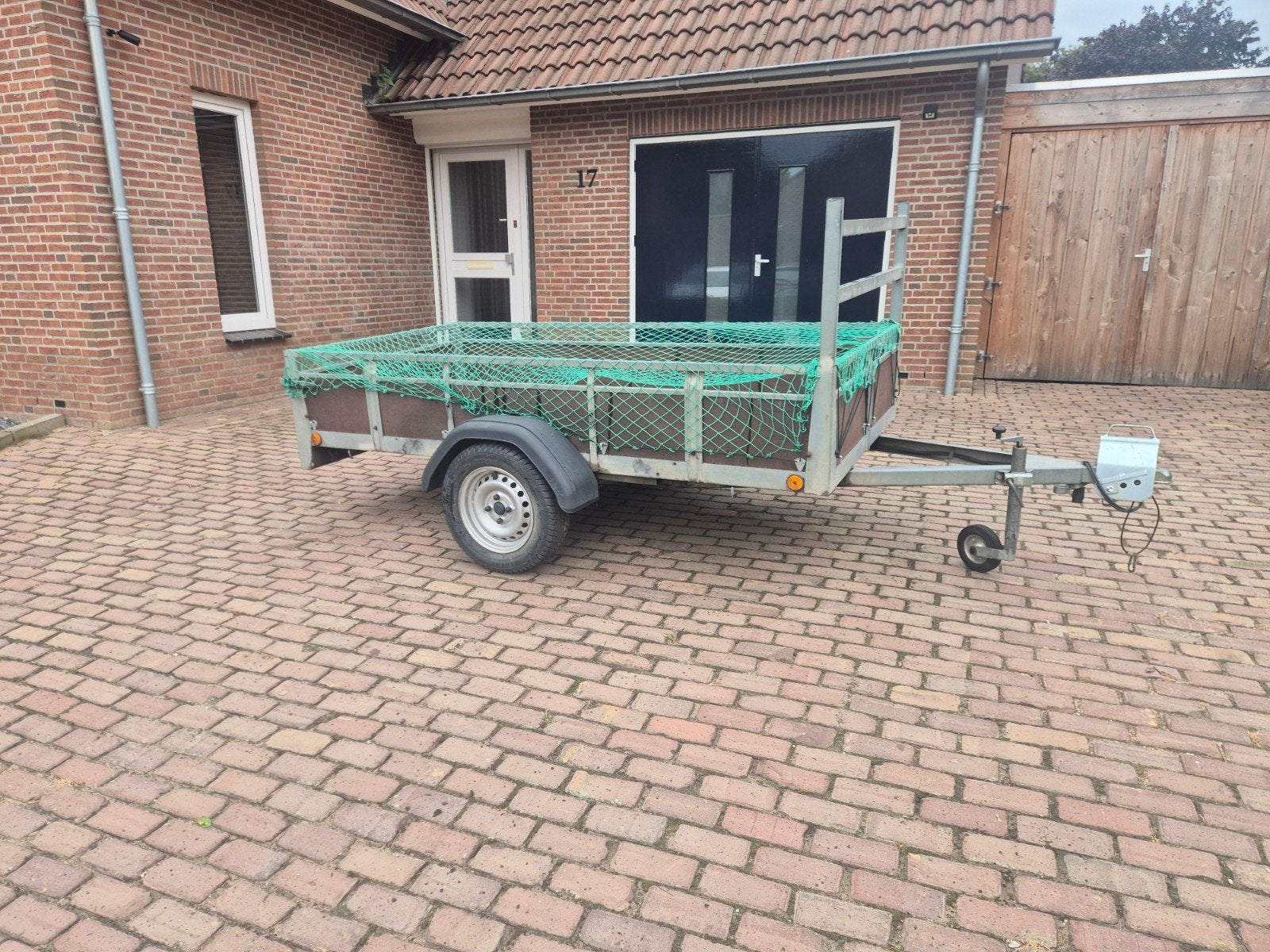 Stevige aanhanger met net - Ideaal voor tuinafval/klusjes, Auto diversen, Ophalen, Gebruikt