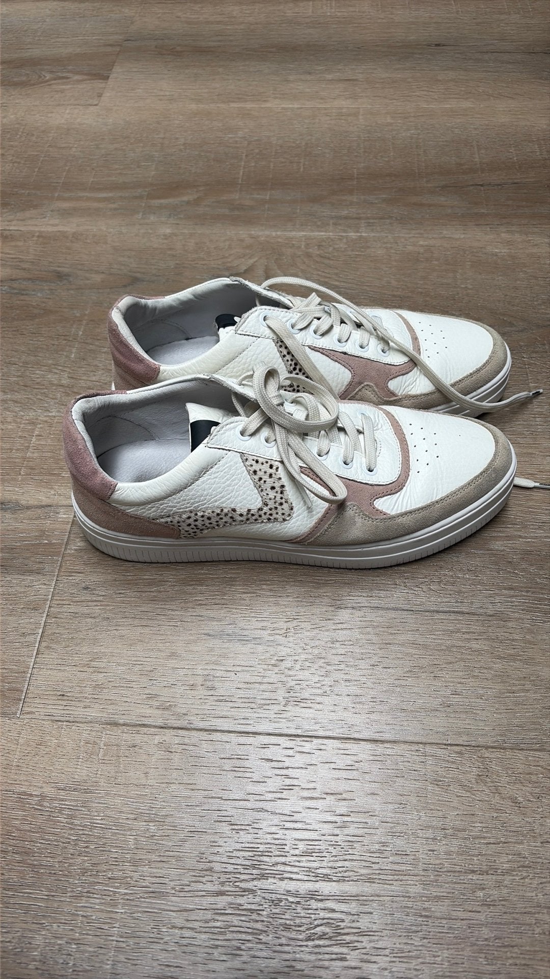 Maruti sneakers maat 41, Wit, Ophalen of Verzenden, Sneakers of Gympen, Zo goed als nieuw