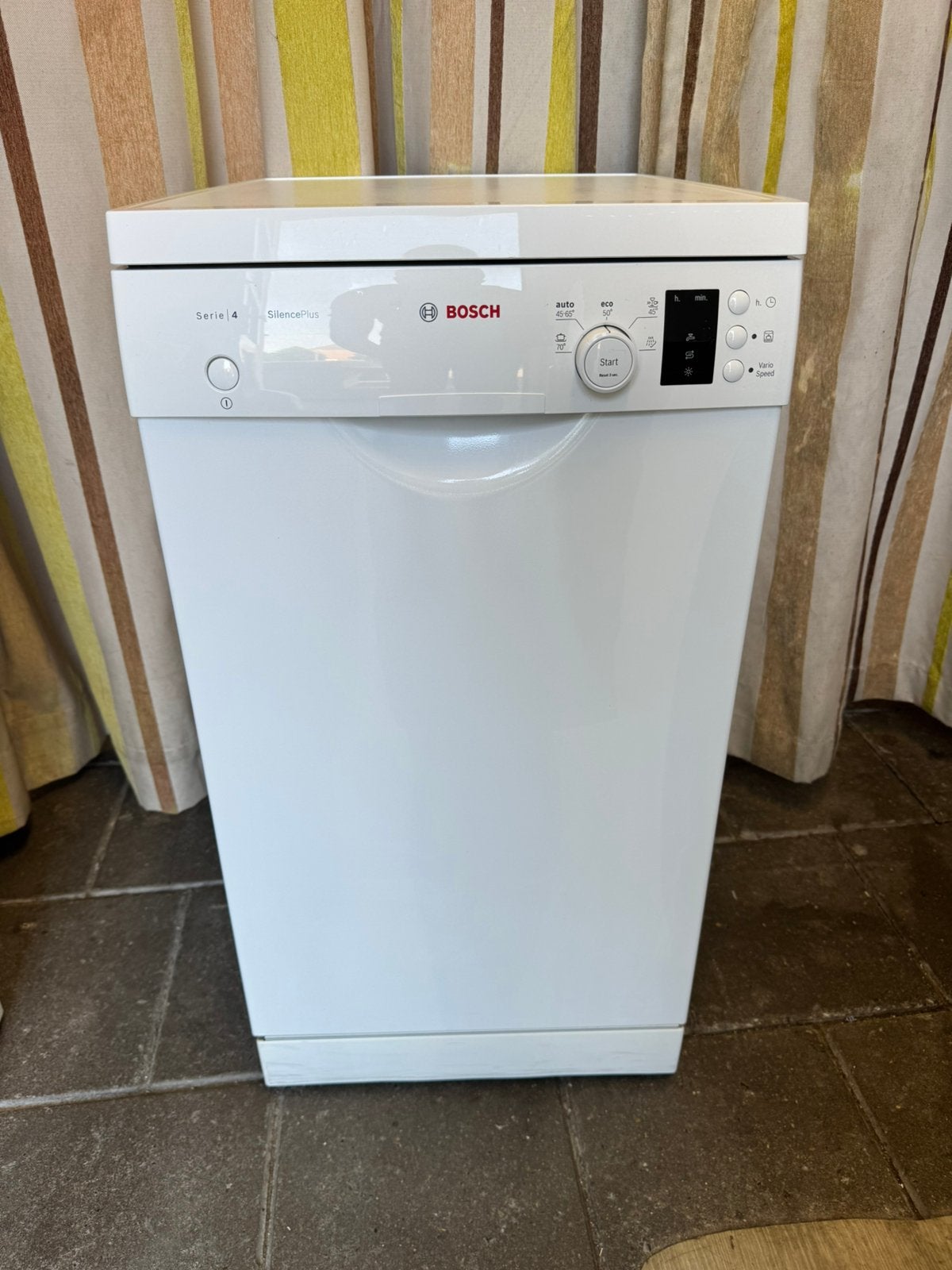 Bosch Smalle Vaatwasser | 45cm | Werkend te Zien, Witgoed en Apparatuur, Ophalen, Gebruikt, Minder dan 10 liter, Energieklasse A of zuiniger