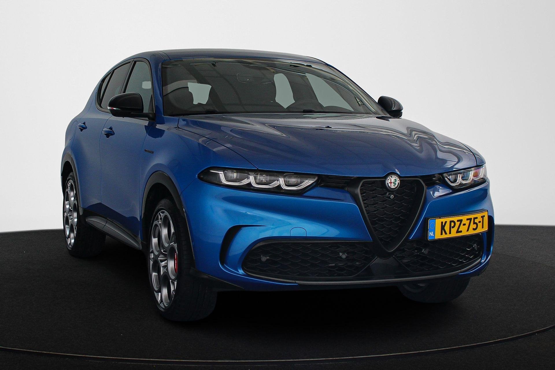 Alfa Romeo Tonale 1.3T PHEV Veloce Leder Stoelventilatie Sto, Auto's, Alfa Romeo, Automaat, 4 cilinders, Bedrijf, Vierwielaandrijving