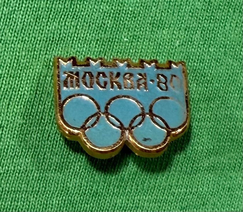 Speldje/broche Mockba ‘80, Verzamelen, Ophalen of Verzenden, Zo goed als nieuw, Overige onderwerpen