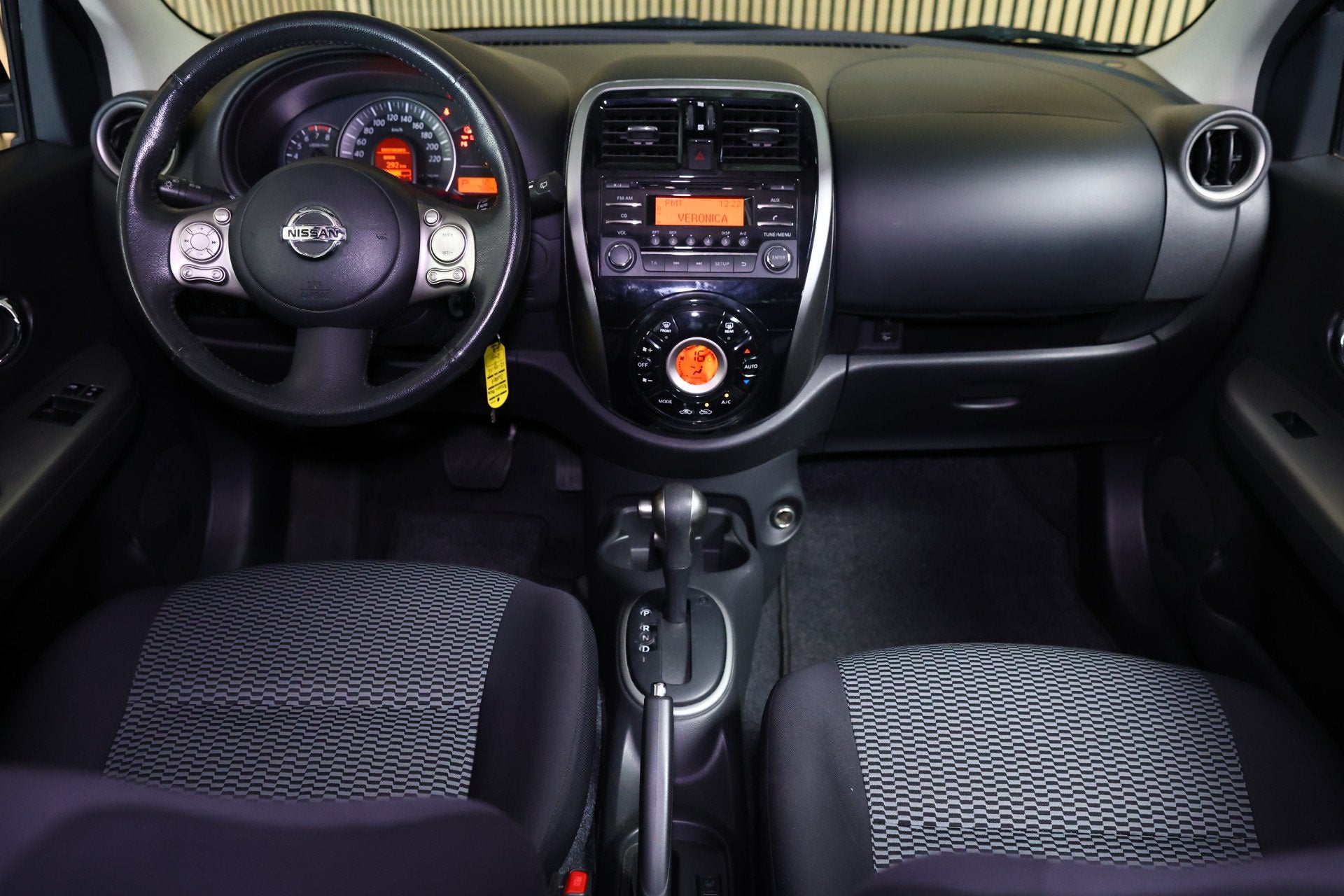 Nissan Micra 1.2 TEKNA Edition AUTOMAAT CRUISECONTROL AIRCO, Stof, Gebruikt, 920 kg, 82 pk