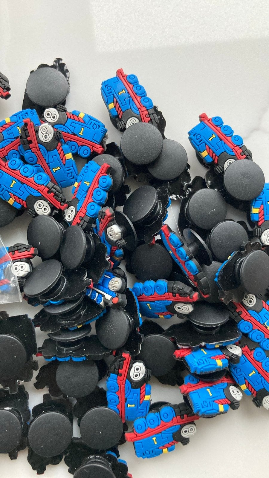 Jibbitz Thomas de Trein Crocs bedels - Nieuw, Ilewap, Nieuw, Ophalen of Verzenden, Ilse@ilewap.nl