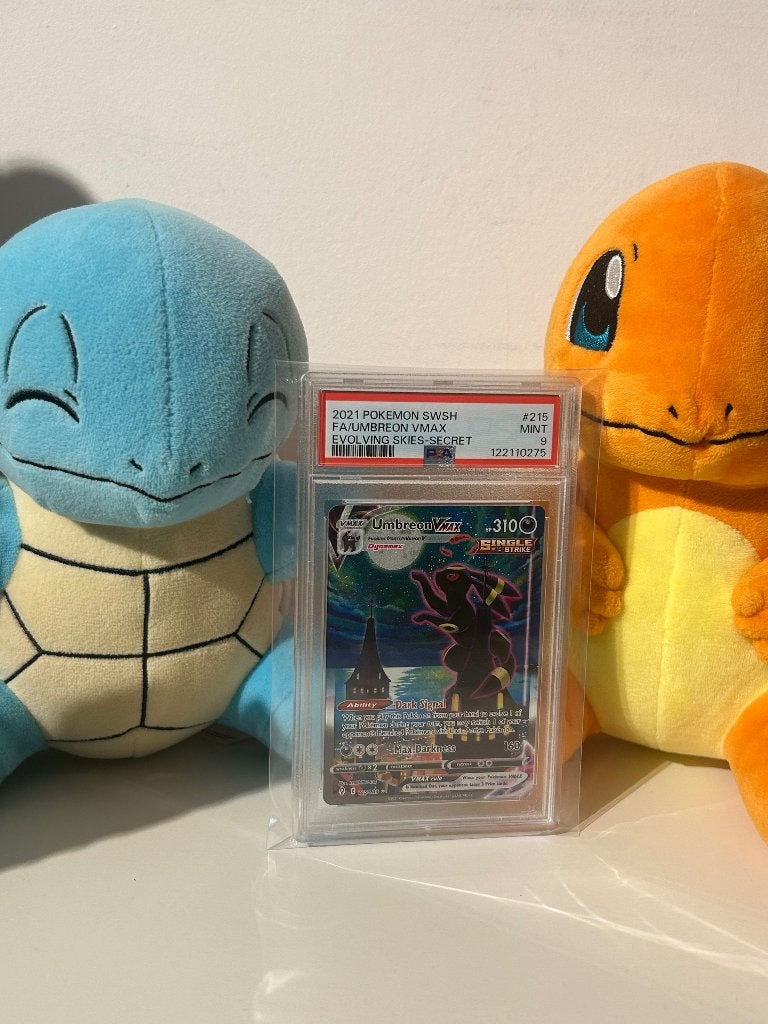 Pokemon evolving skies umbreon 215 - psa 9, Ophalen of Verzenden, Zo goed als nieuw