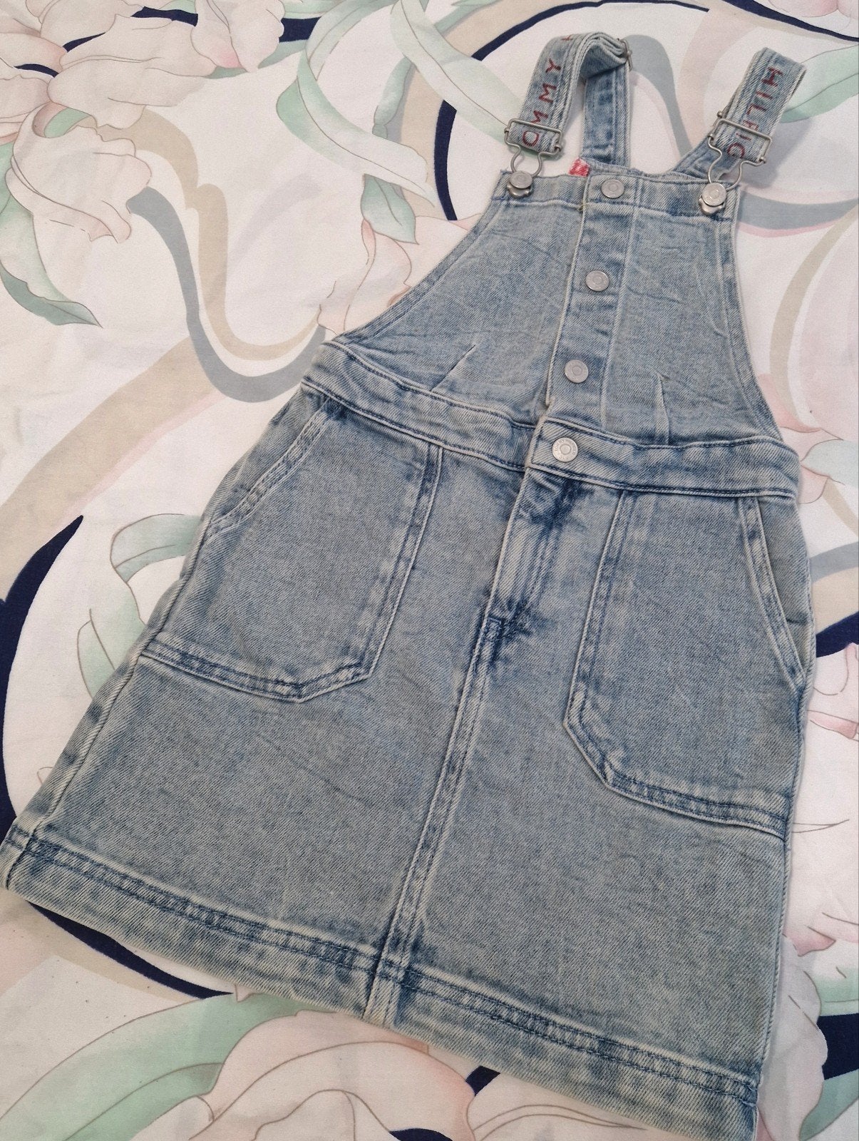 Tommy Hilfiger spijker tuinrok / salopette jurk - Maat 116, Ophalen of Verzenden, Zo goed als nieuw, Meisje, Jurk of Rok