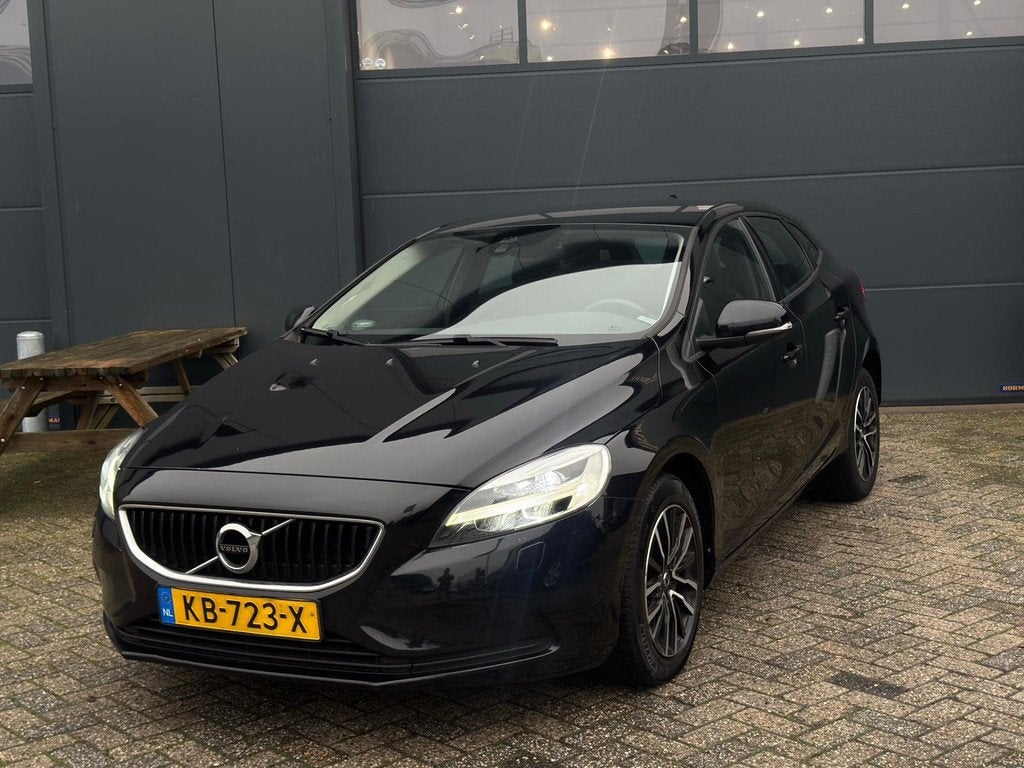 Volvo V40 2.0 D2 Nordic+, Voorwielaandrijving, Stof, Gebruikt, 4 cilinders