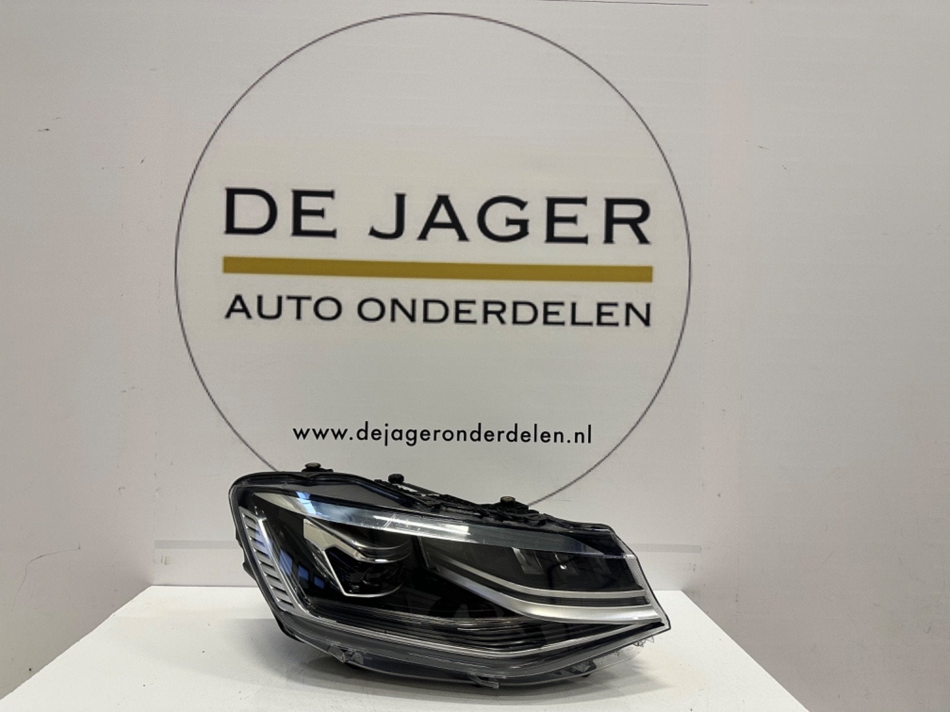 VOLKSWAGEN CADDY 2K7 KOPLAMP VOL LED 2K8941036C, Auto-onderdelen, Verlichting, Gebruikt, Volkswagen, Volkswagen AG, Berliner Ring 2
38440  Wolfsburg, DE