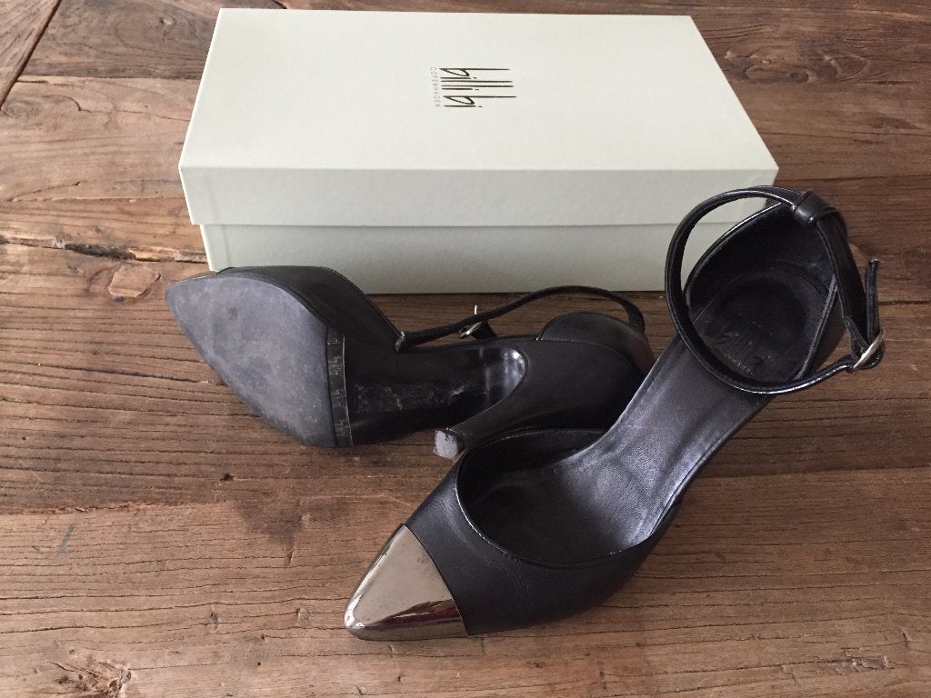 Feestelijke pumps Billi Bi, maat 38, nieuwstaat, Kleding | Dames, Pumps, Zwart, Ophalen of Verzenden, Zo goed als nieuw