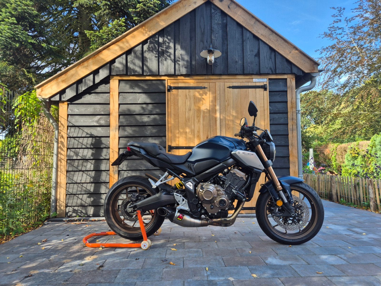 Honda cb650r in nieuwstaat met vele opties, Motorrijbewijs A, Particulier, Sportuitlaat, Meer dan 35 kW