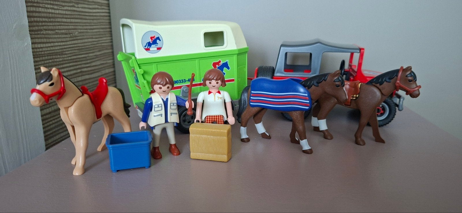 Playmobil Paarden Trailer met Jeep, Figuren en Accessoires, Gebruikt, Complete set, Voertuig, Ophalen of Verzenden