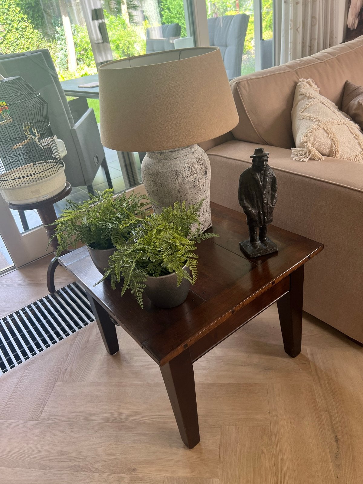 Massief houten salontafel met lades en bijzettafeltje, Ophalen, Gebruikt, 100 tot 150 cm, 50 tot 100 cm