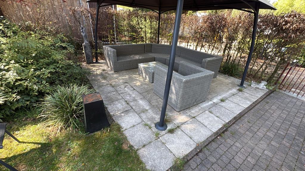 GRATIS Wicker Loungeset met Tafel - Grijs, Tuin en Terras, Ophalen, 5 zitplaatsen, Gebruikt, Bank