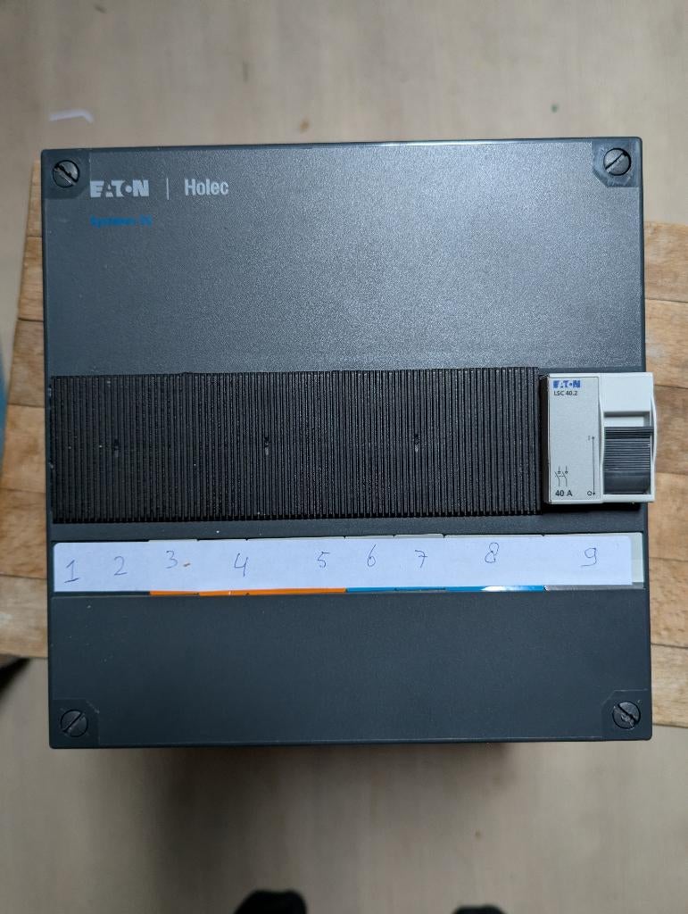Eaton Holec groepenkast System 55 met 40A hoofdschakelaar, Ophalen of Verzenden, Gebruikt, Overige typen