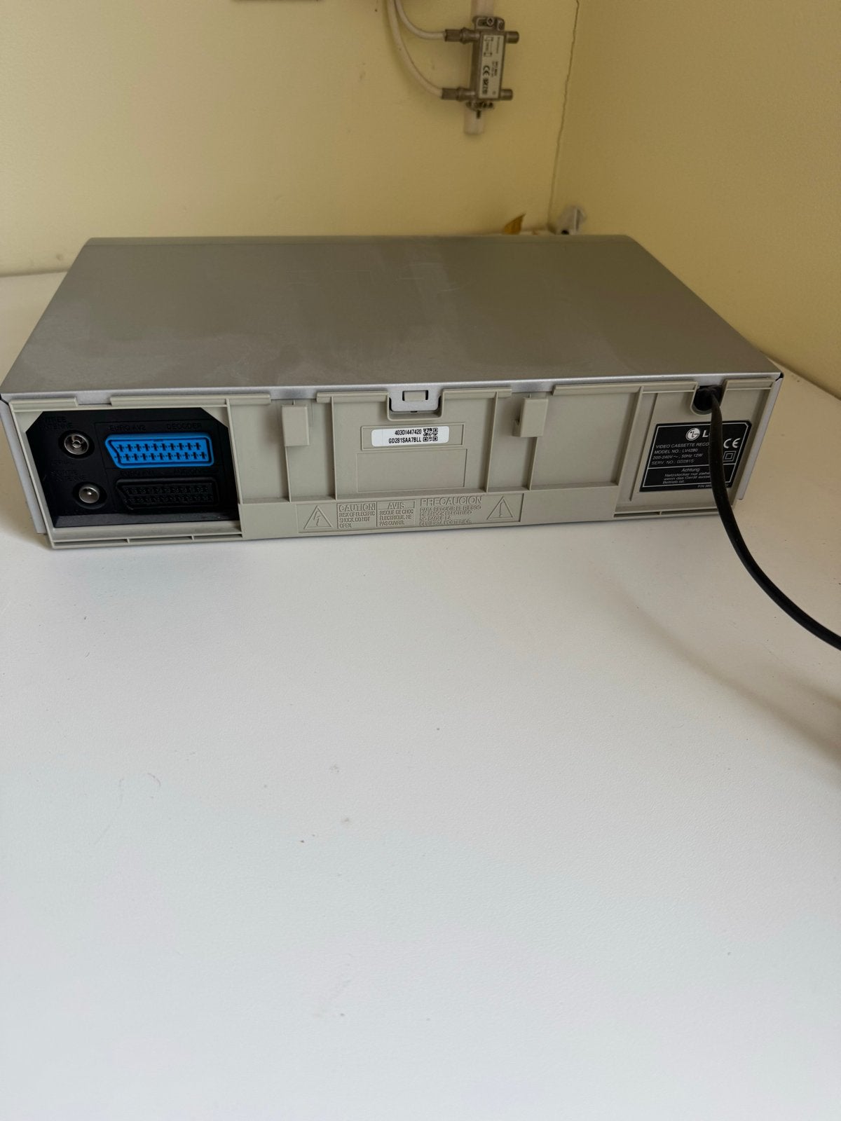 LG LV4280 VHS-speler/recorder - NTSC Playback, Ophalen of Verzenden, Gebruikt, VHS-speler of -recorder
