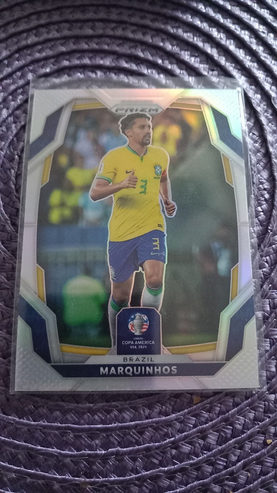 Marquinhos Panini Prizm Copa America 2024 Spelerskaart, Ophalen of Verzenden, Zo goed als nieuw, Buitenlandse clubs, Spelerskaart