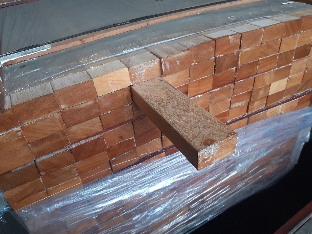 5 bundels hardhout liggers 40x70mm - vanaf 3,37 p/m1., Nieuw, Ophalen of Verzenden, Hardhout, Minder dan 180 cm