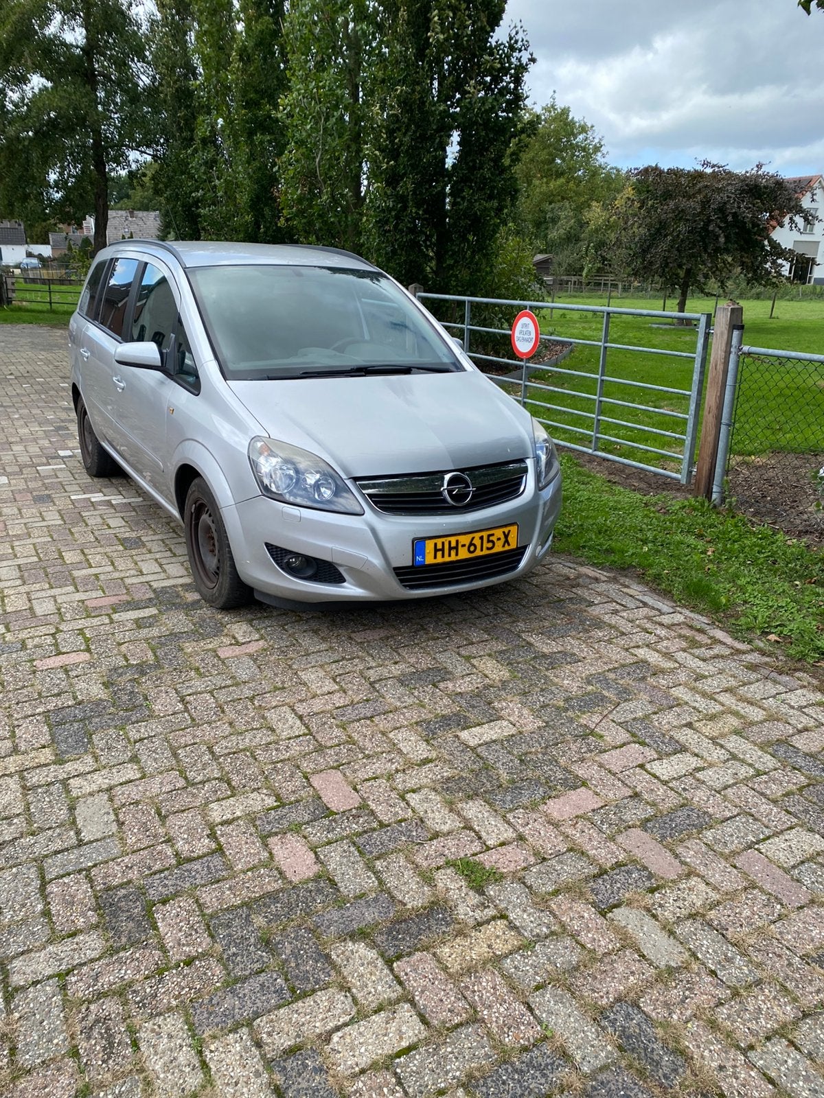 Opel Zafira 1.8 2009 Grijs voor onderdelen, Auto's, Voorwielaandrijving, 4 cilinders, 14 km/l, Particulier
