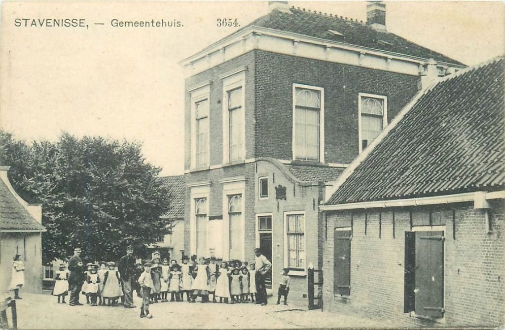 701-347-037 Stavenisse Gemeentehuis, Verzenden, Voor 1920, Zeeland