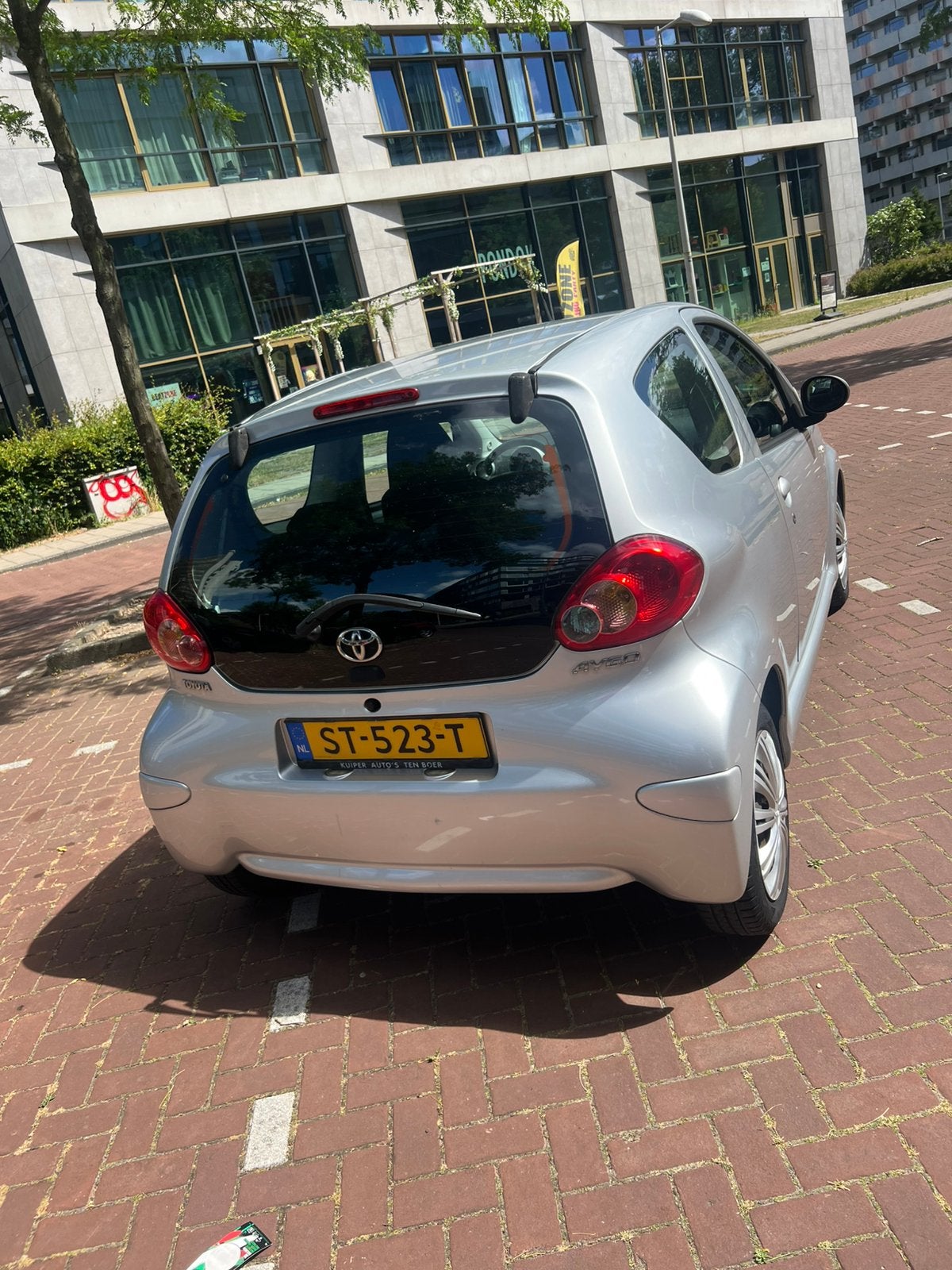 Toyota Aygo 1.0 12V Vvt-i 2006 Grijs, Auto's, Toyota, Voorwielaandrijving, 4 stoelen, 68 pk, Handgeschakeld