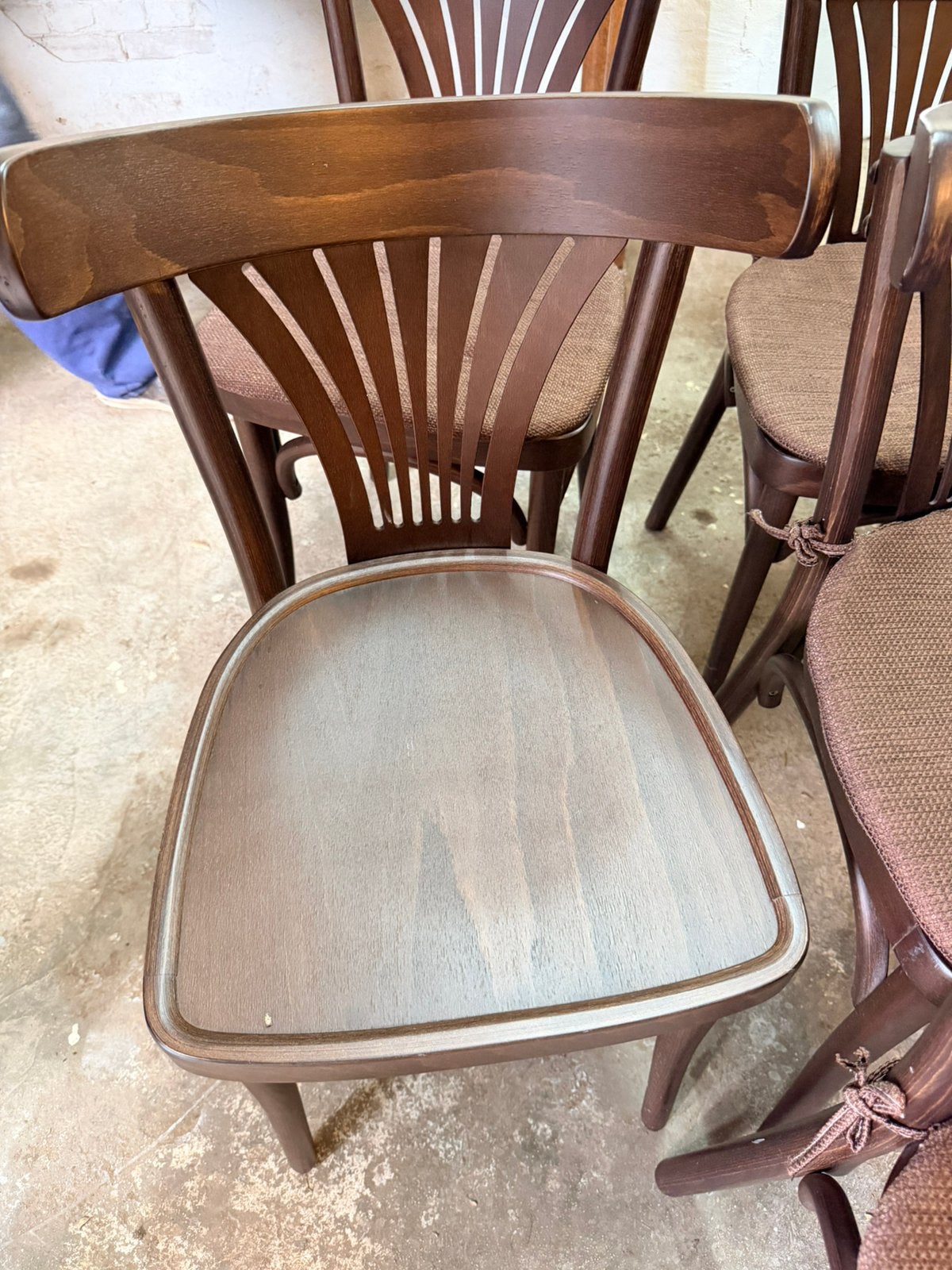Eet of cafe stoelen tafels eb fauteuil, Ophalen