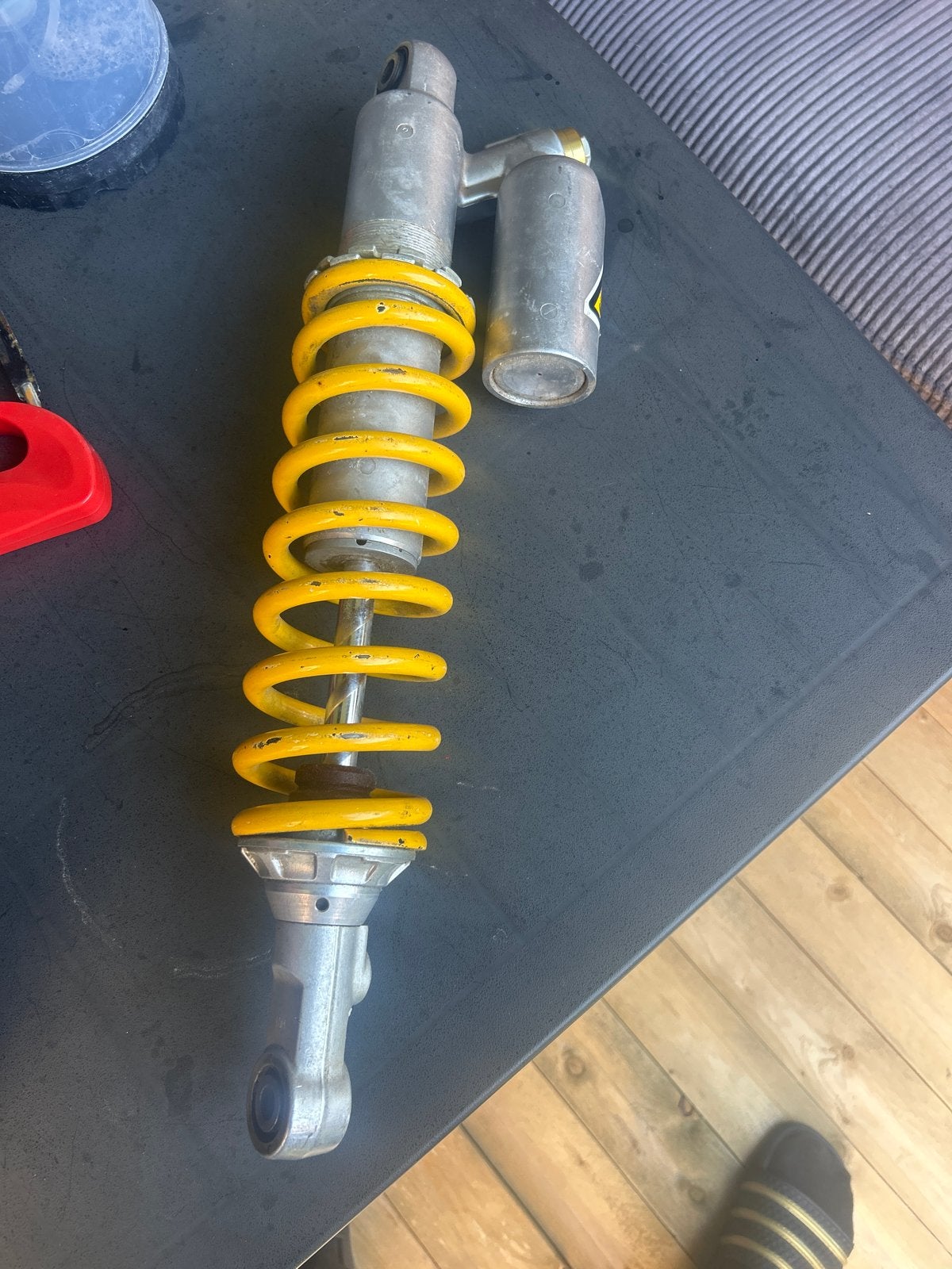 Motorfiets schokdemper met gele veer, Motoren, Ophalen of Verzenden, Gebruikt