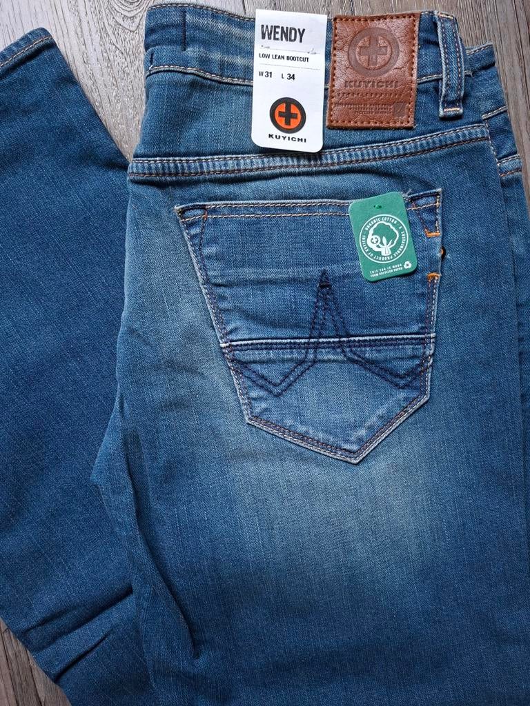 KUYICHI Wendy low bootcut jeans W31 L34, Kleding | Dames, Spijkerbroeken en Jeans, Blauw, KUYICHI, Nieuw, Ophalen of Verzenden