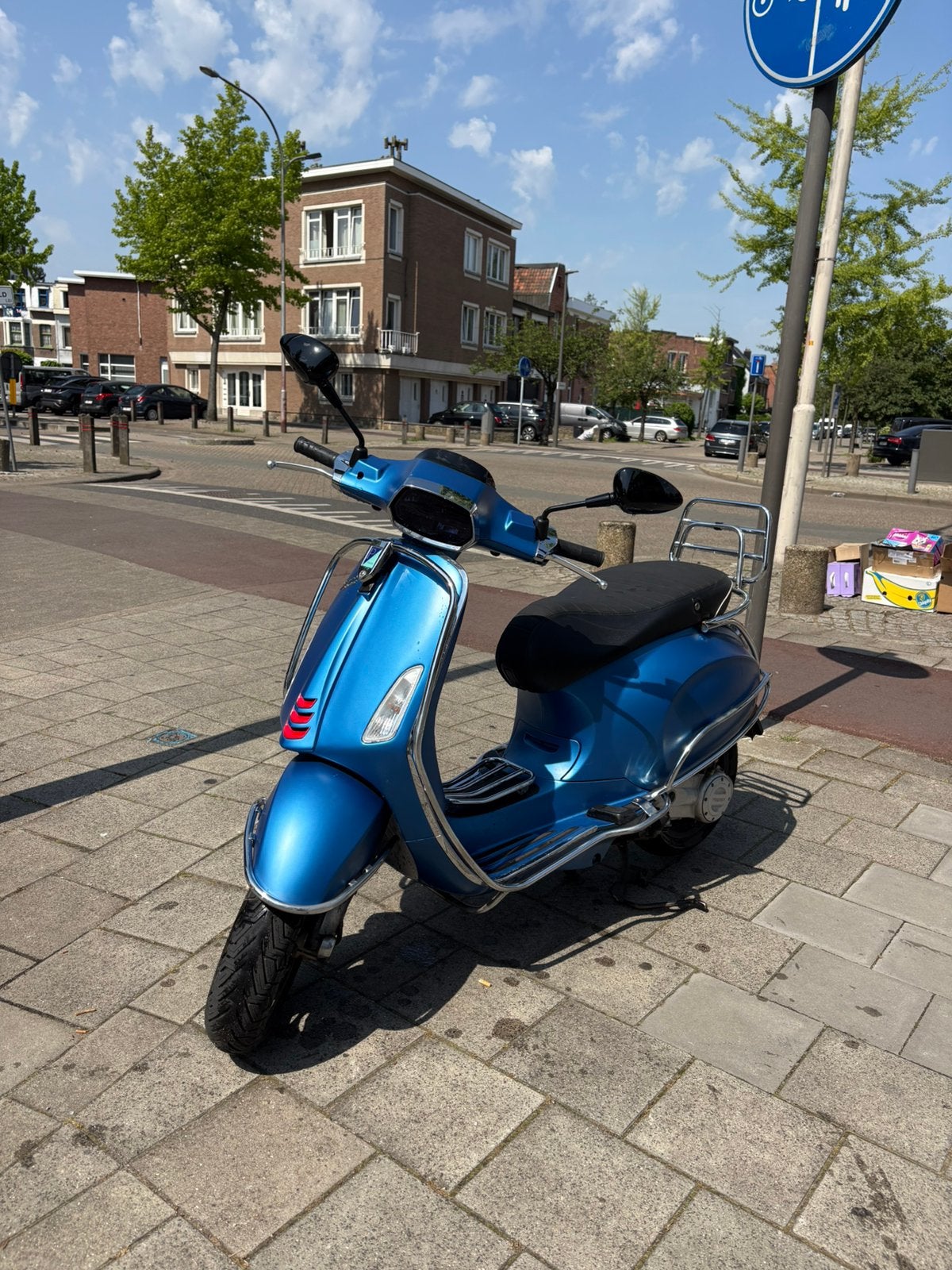 Vespa sprint b klasse, Fietsen en Brommers, Ophalen, Zo goed als nieuw, Benzine, Overige modellen