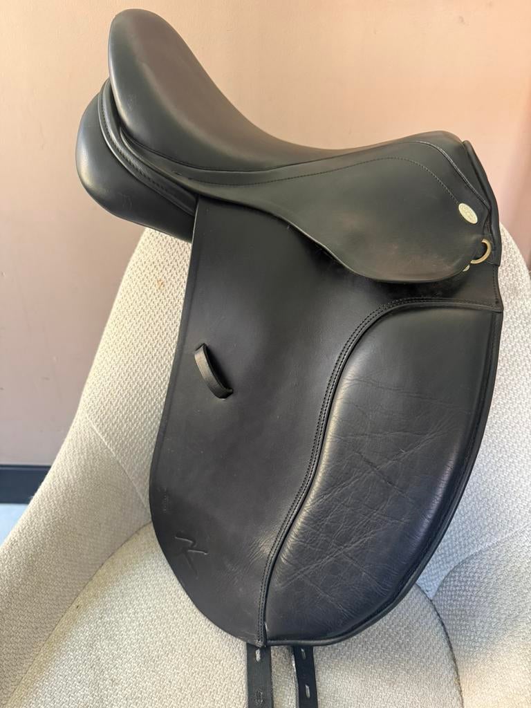 Kentaur pony dressage en prestige d pony jump 15 inch zadels, Ophalen of Verzenden, Zo goed als nieuw, Springen
