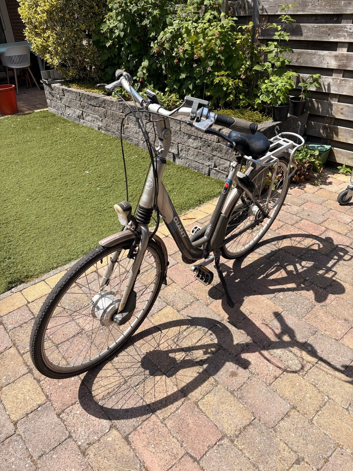 Giant Twist Comfort elektrische fiets display defect, Ophalen, Minder dan 30 km per accu, Gebruikt, Giant