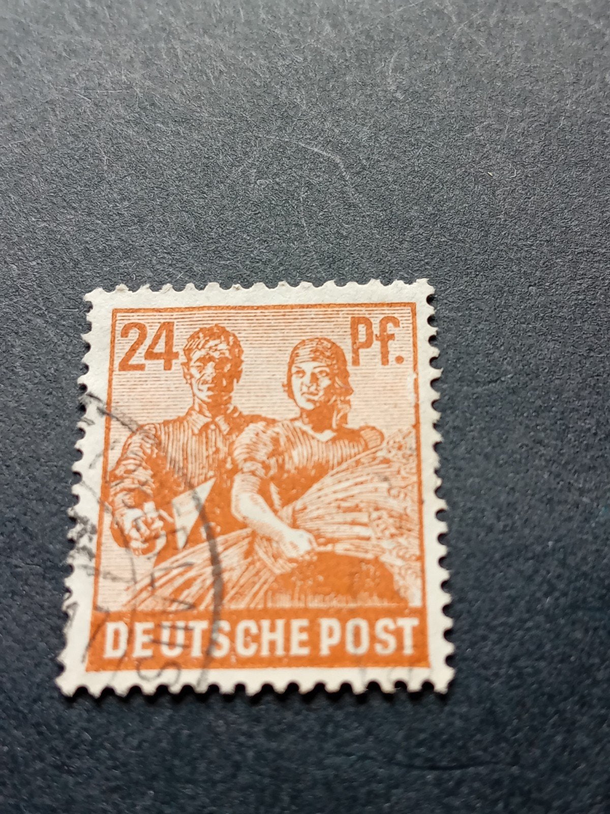 Duitse Postzegel 24 Pf. - Boer en Boerin, Ophalen of Verzenden